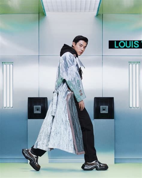 sam li louis vuitton|Sam Li & Jaden Smith Front Louis Vuitton LV Archlight 2.0 Ad.